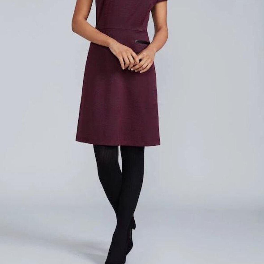 Nora Gardner Welt‎ Pocketed Textured Short Sleeve Dress - Navy